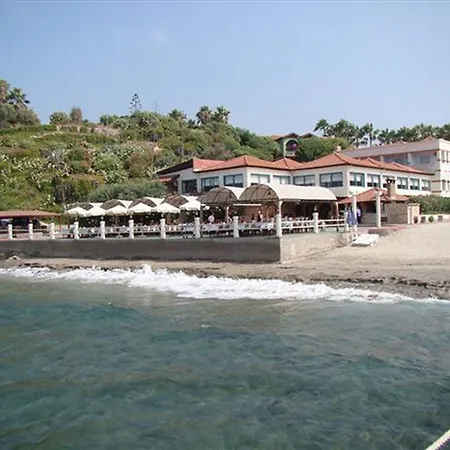 فندق Club Tropical 3*