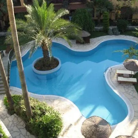Club Tropical كوناكلي