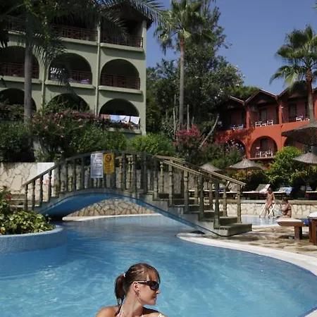 Hotell Club Tropical Konaklı