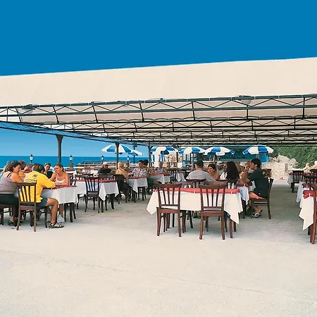 Club Tropical
